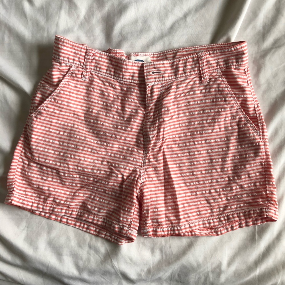 Old Navy Girls red stripe shorts
